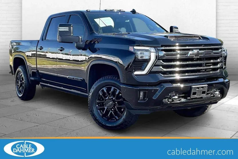 2024 Chevrolet Silverado 2500HD High Country photo 1