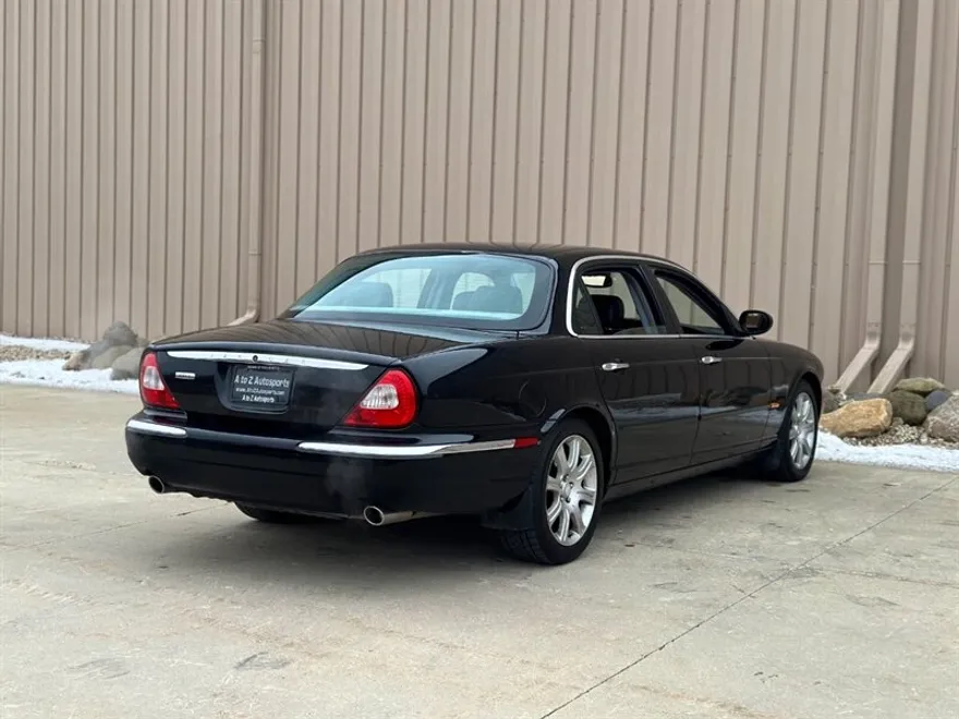 2005 Jaguar XJ 8 L photo 10
