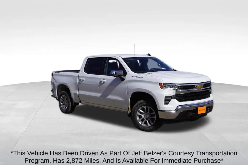 2025 Chevrolet Silverado 1500 LT photo 1