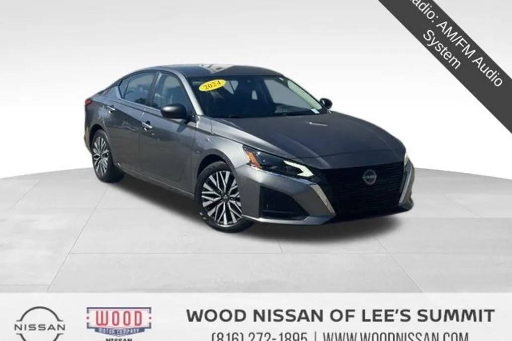 2024 Nissan Altima 2.5 SV photo 1
