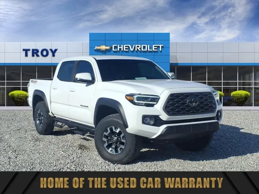 2022 Toyota Tacoma 4x4 SR photo 1