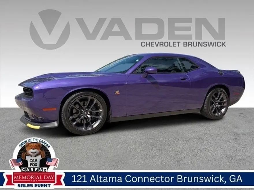2023 Dodge Challenger R/T Scat Pack photo 1