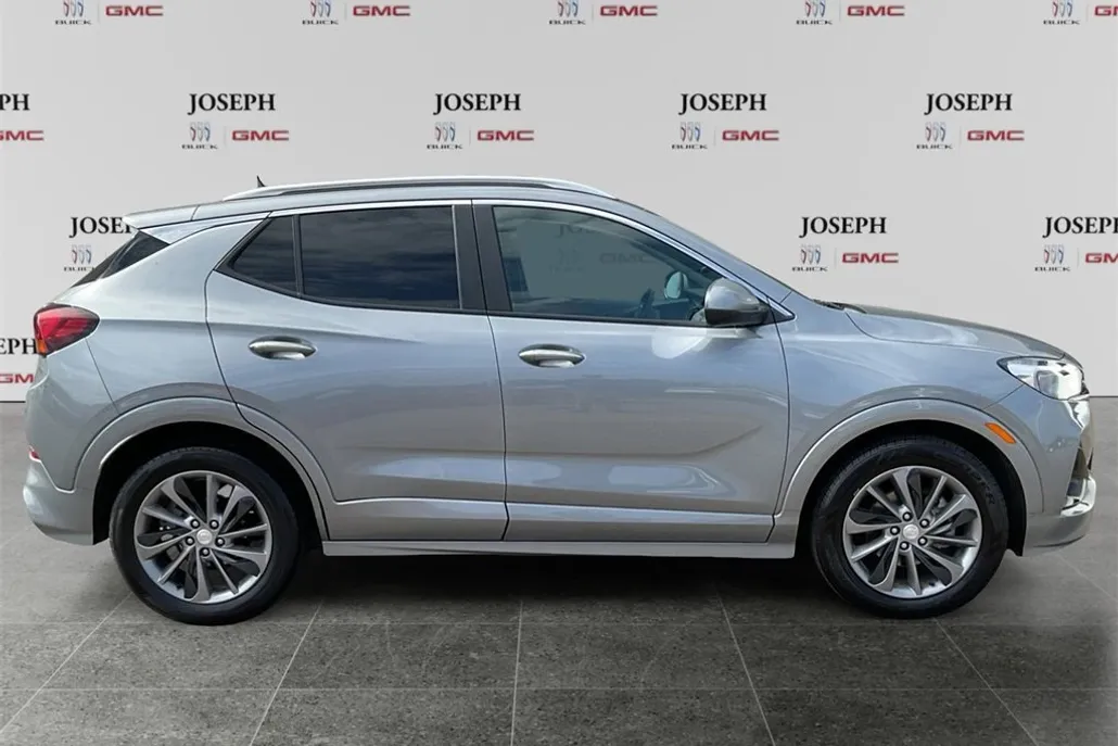 2023 Buick Encore GX Select photo 1