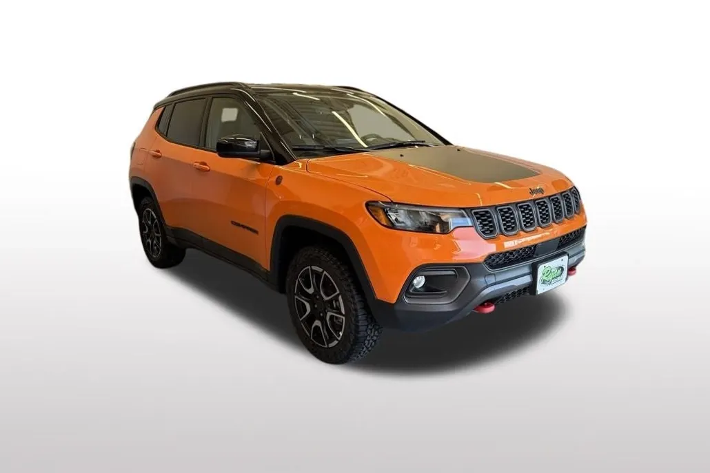 2026 Jeep Compass Trailhawk photo 1