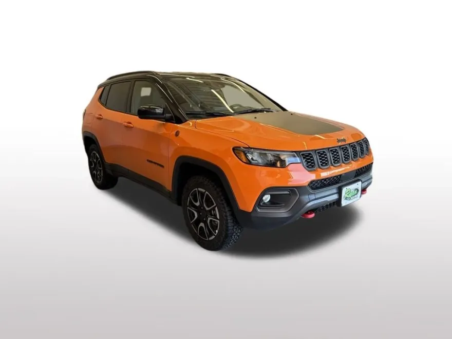 2026 Jeep Compass Trailhawk photo 1
