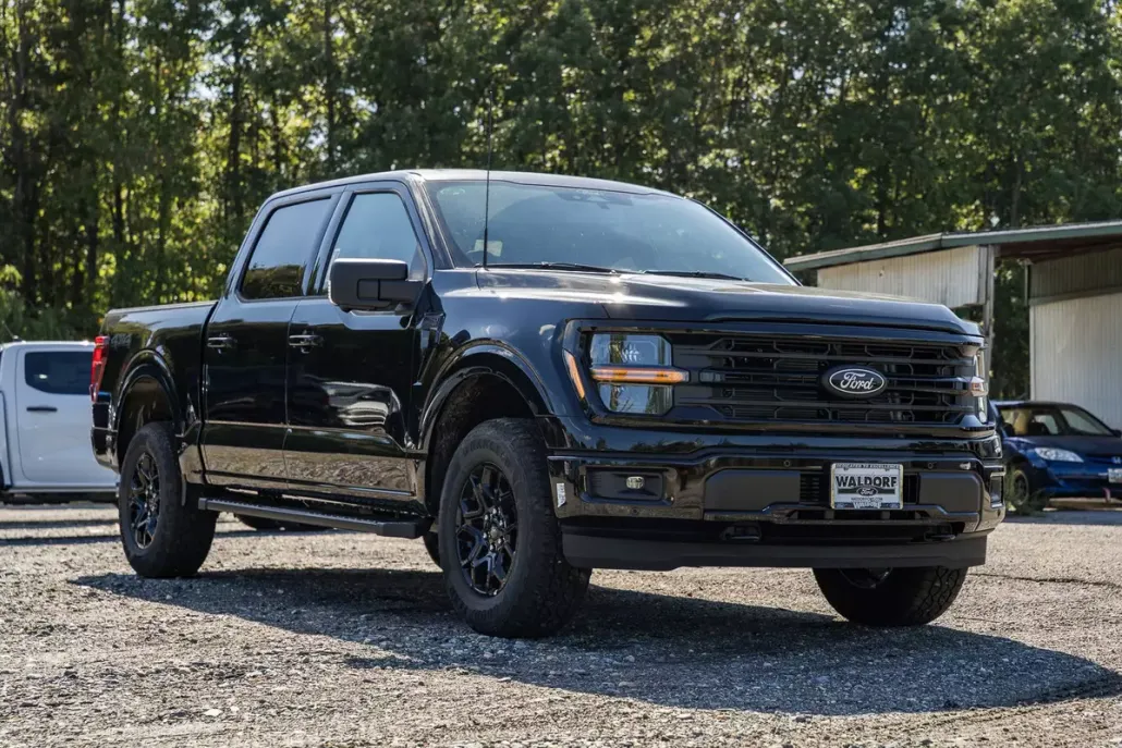2025 Ford F-150 XLT photo 1