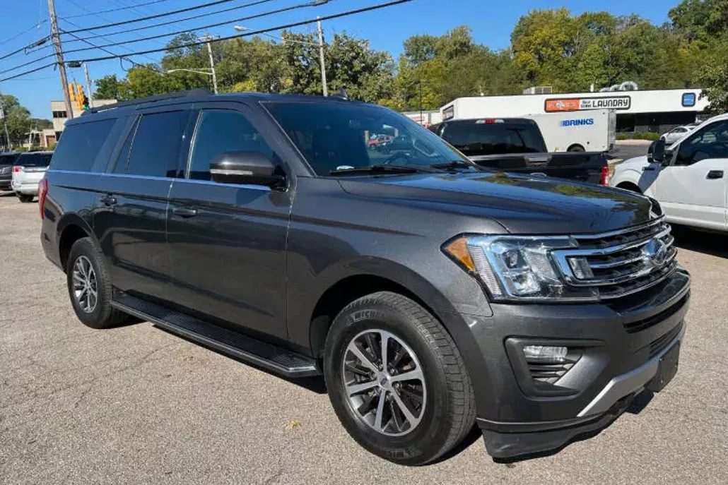 2018 Ford Expedition MAX XLT photo 1