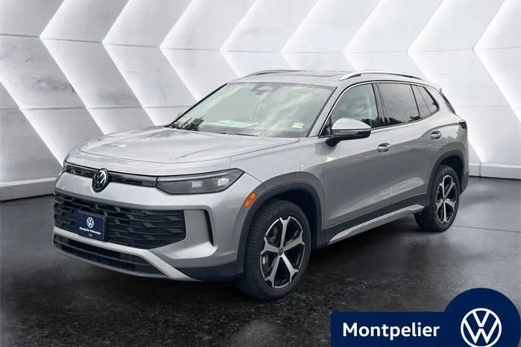 2025 Volkswagen Tiguan SE photo 1