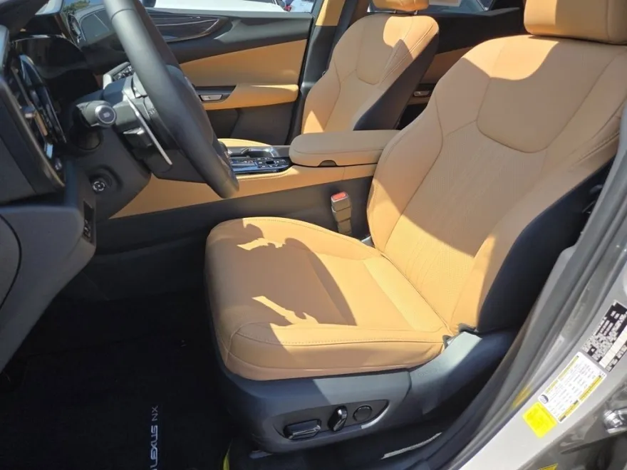 2026 Lexus NX 350 Premium photo 1
