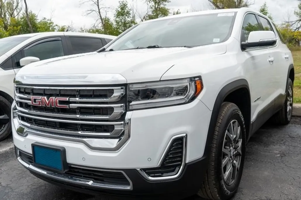 2023 Gmc Acadia SLE photo 1