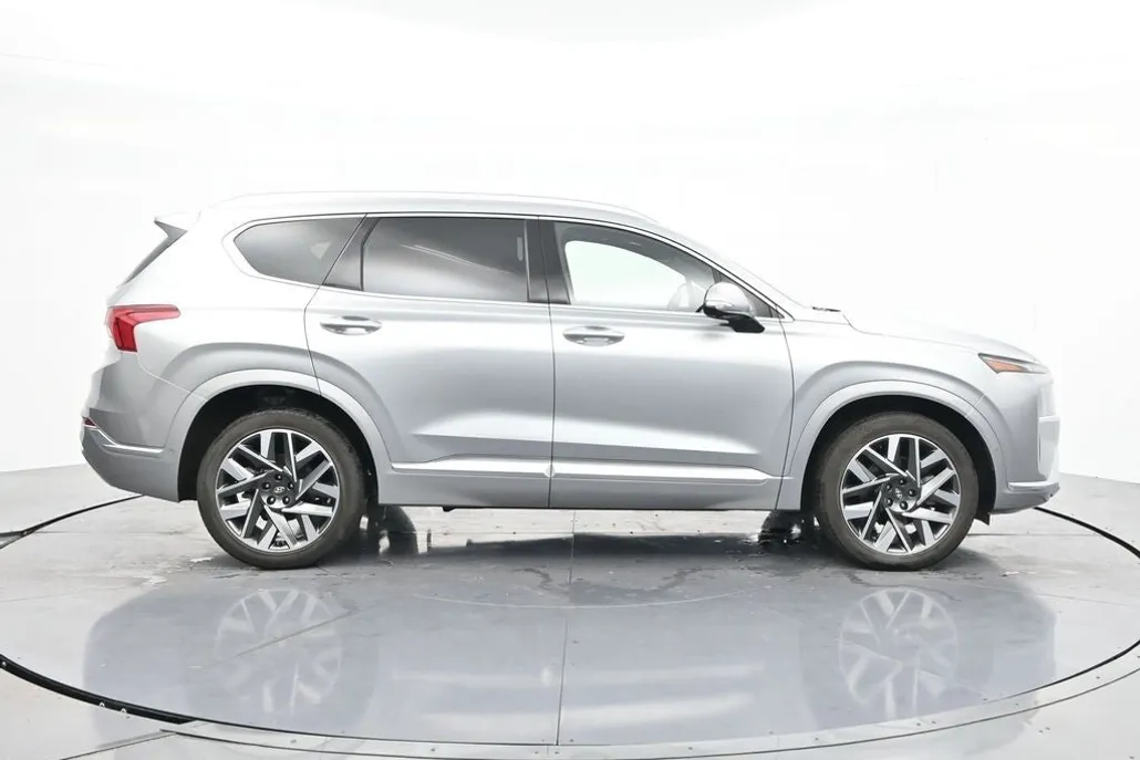 2023 Hyundai Santa Fe Calligraphy photo 1