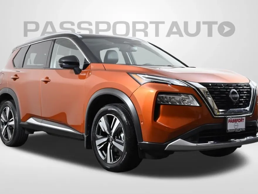 2022 Nissan Rogue Platinum photo 1
