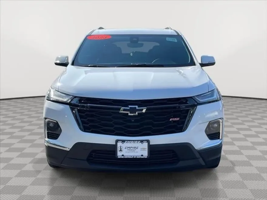 2023 Chevrolet Traverse RS photo 1