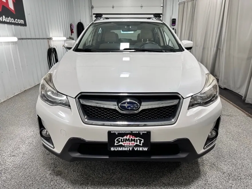 2017 Subaru Crosstrek 2.0i Premium photo 1
