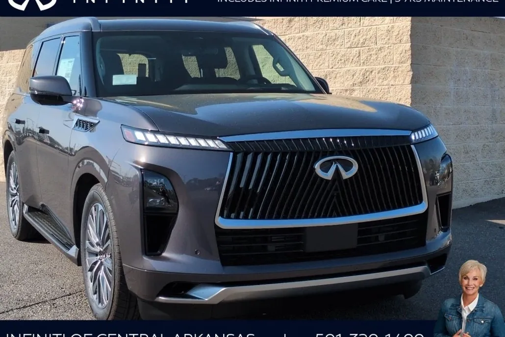 2025 Infiniti QX80 Luxe photo 1