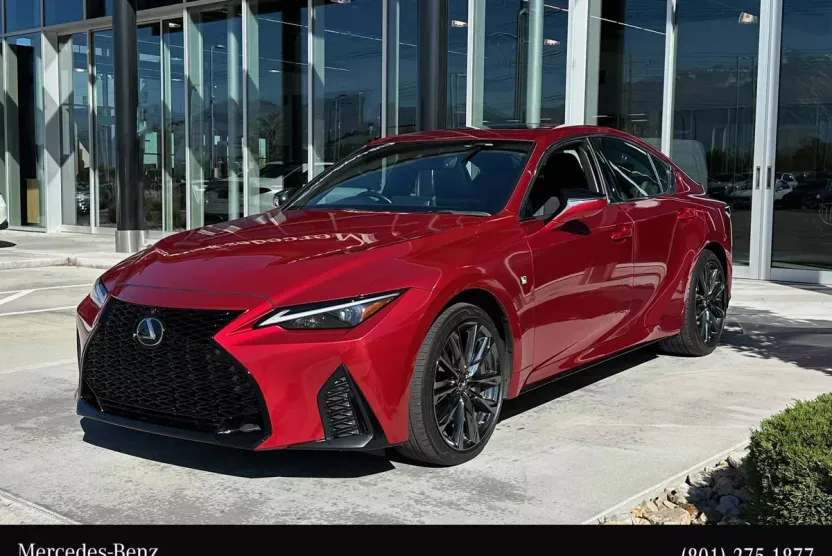 2022 Lexus IS 350 F SPORT photo 1