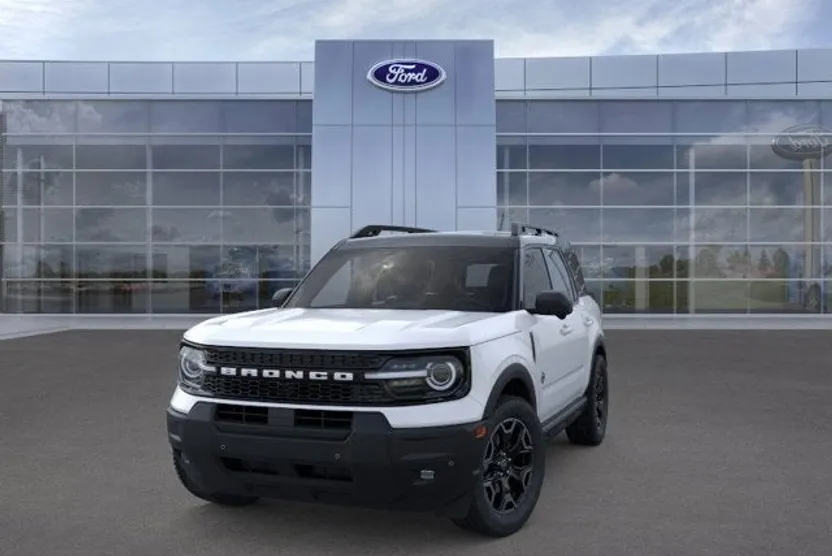2025 Ford Bronco Sport Outer Banks photo 1