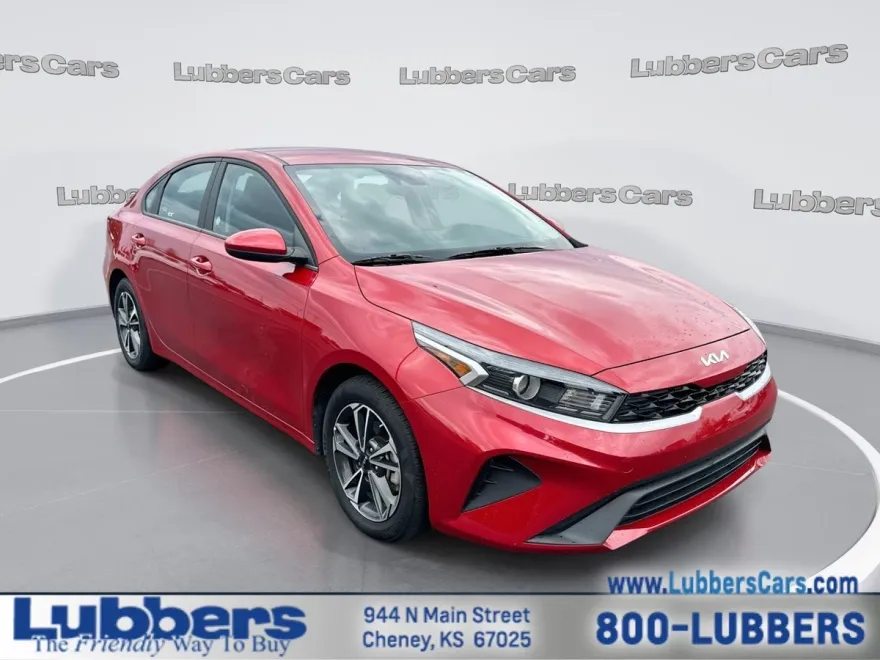 2024 Kia Forte LXS photo 1