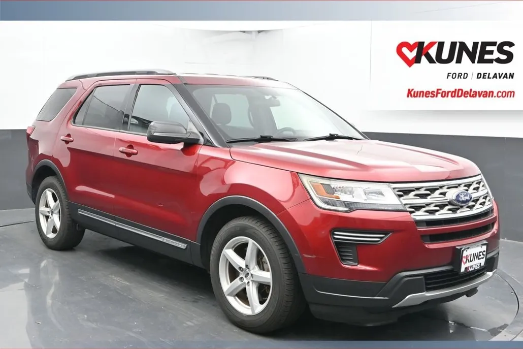 2018 Ford Explorer XLT photo 1