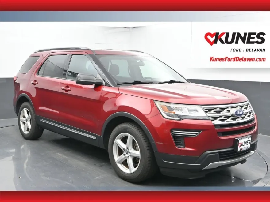 2018 Ford Explorer XLT photo 1