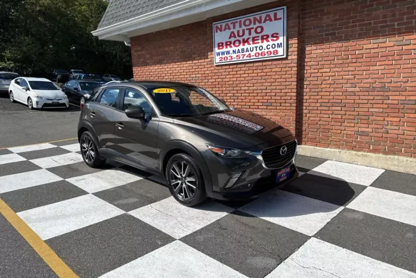 2017 Mazda CX-3 Touring photo 1