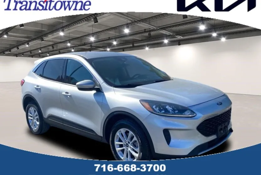 2020 Ford Escape SE photo 1