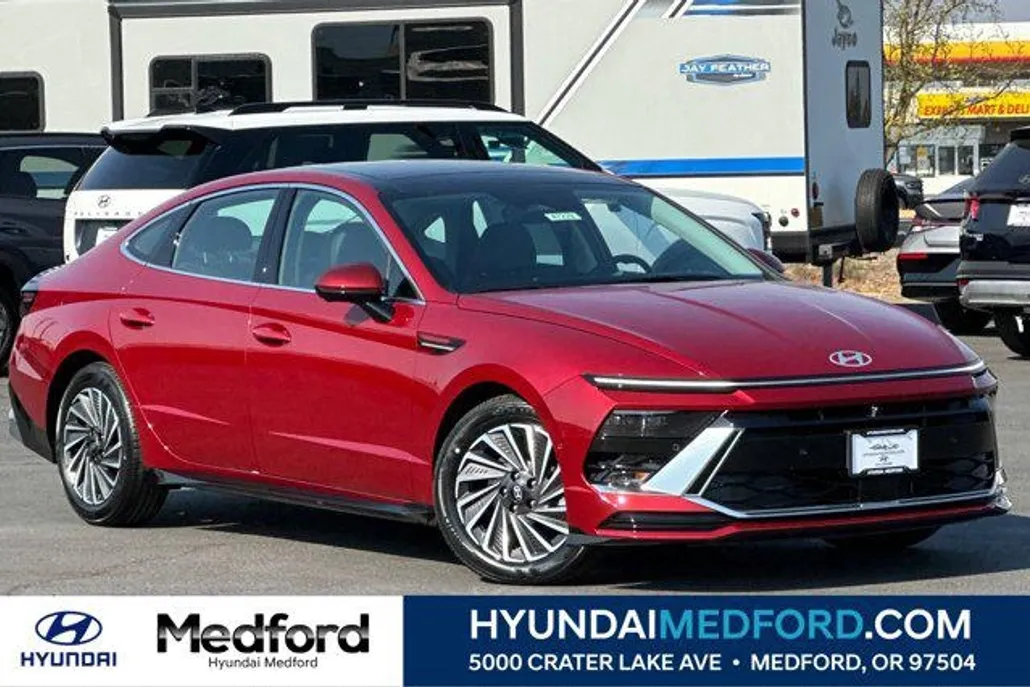 2025 Hyundai Sonata Hybrid Limited photo 1