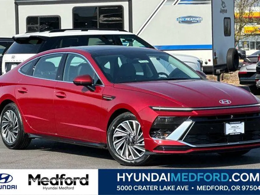 2025 Hyundai Sonata Hybrid Limited photo 1