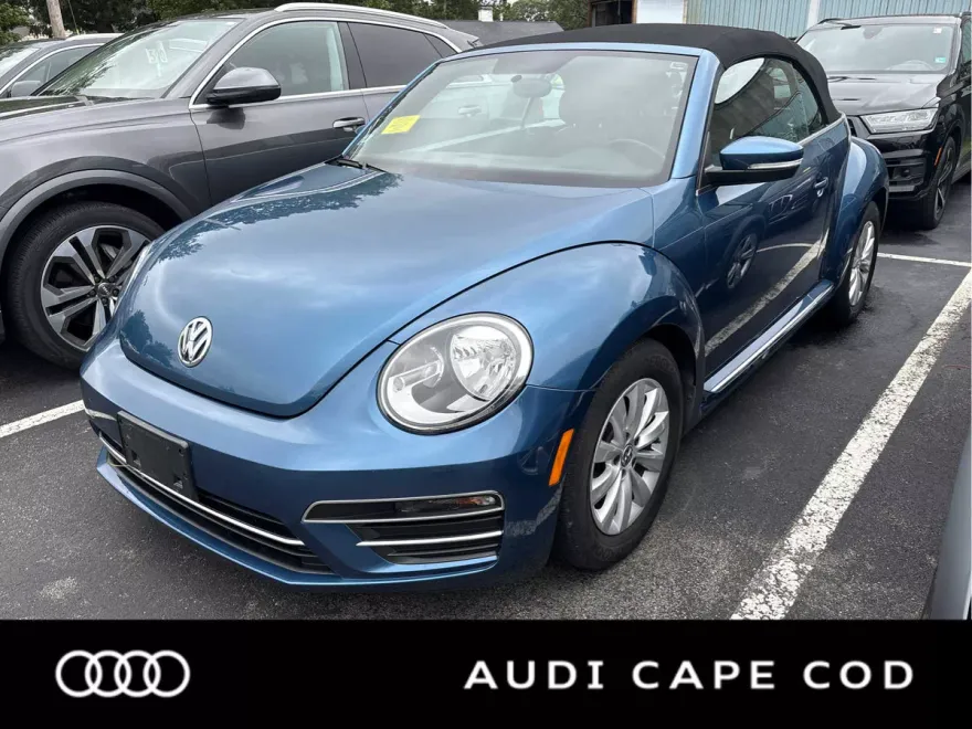 2019 Volkswagen Beetle S Convertible photo 1