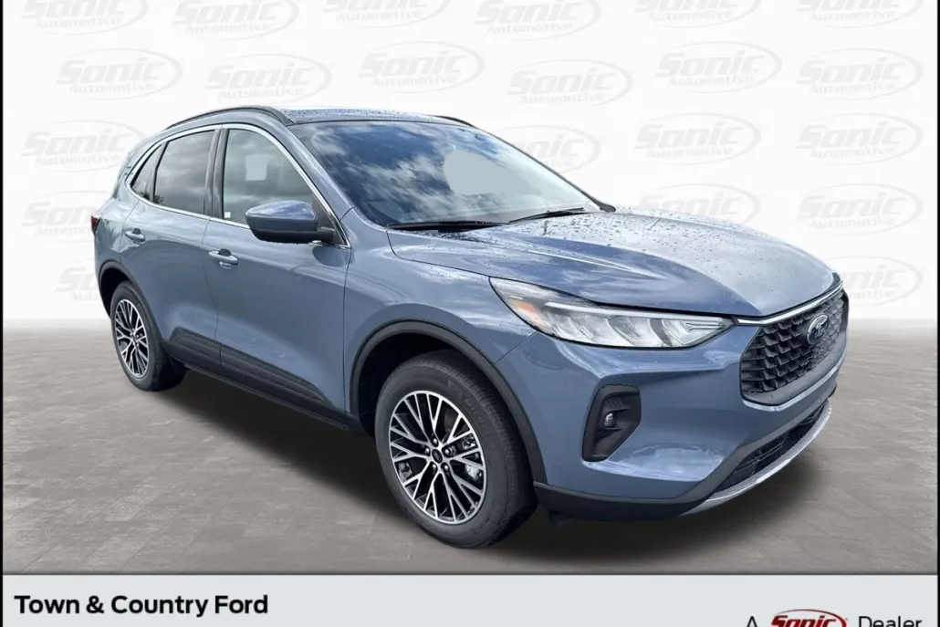 2025 Ford Escape photo 1