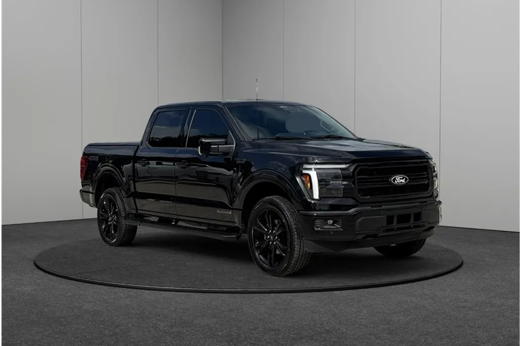 2025 Ford F-150 Lariat photo 1