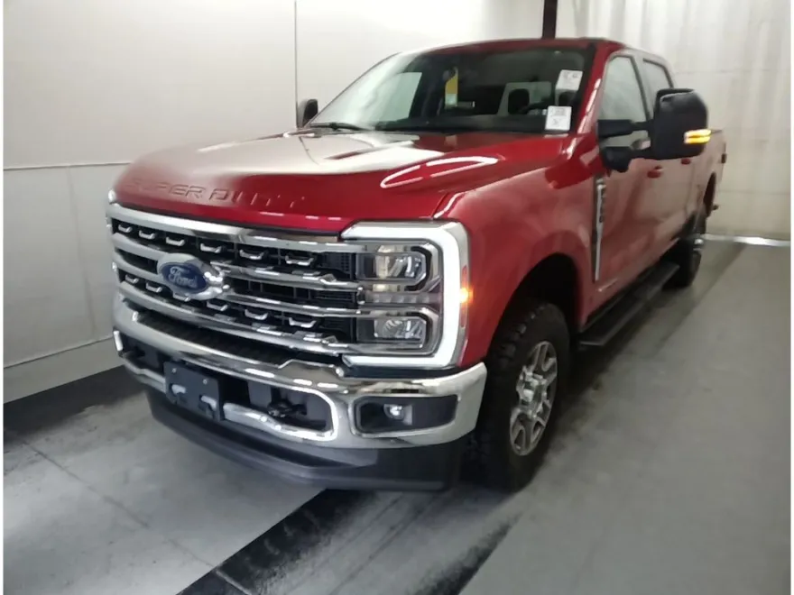 2024 Ford F-350 Lariat photo 1