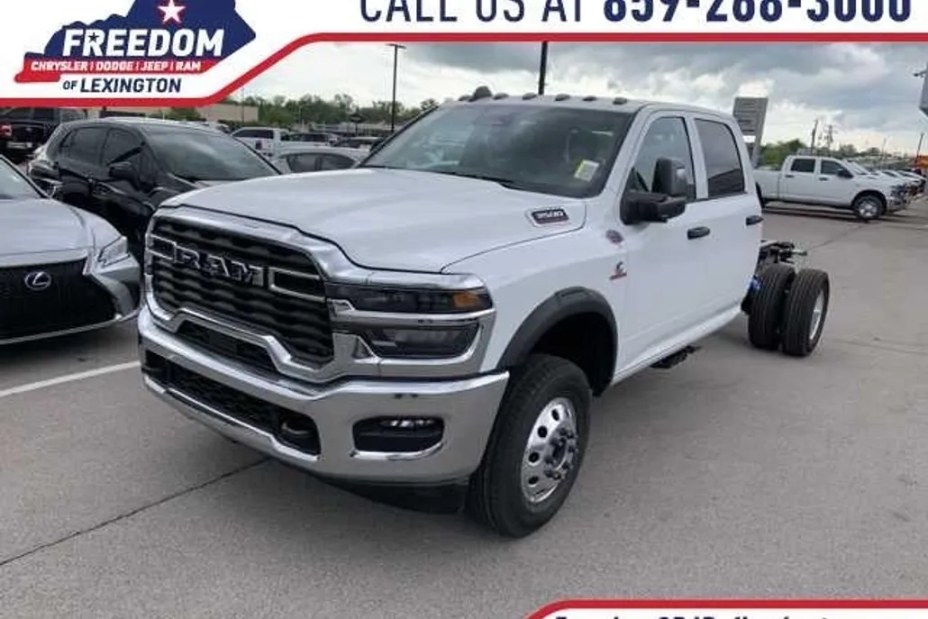 2025 Ram 3500 Tradesman photo 1