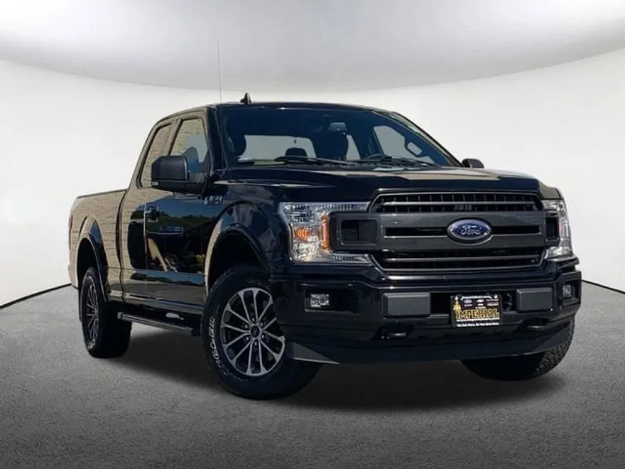 2019 Ford F-150 XLT photo 1