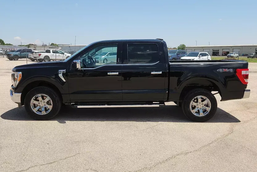2023 Ford F-150 Lariat photo 1