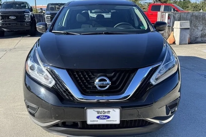 2018 Nissan Murano S photo 1