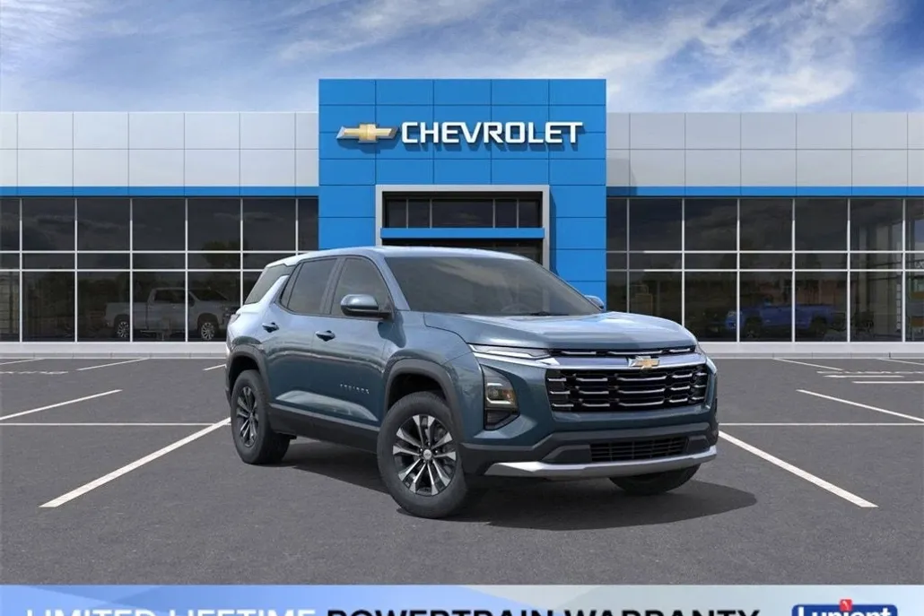 2026 Chevrolet Equinox LT photo 1