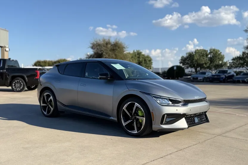 2023 Kia EV6 GT photo 1