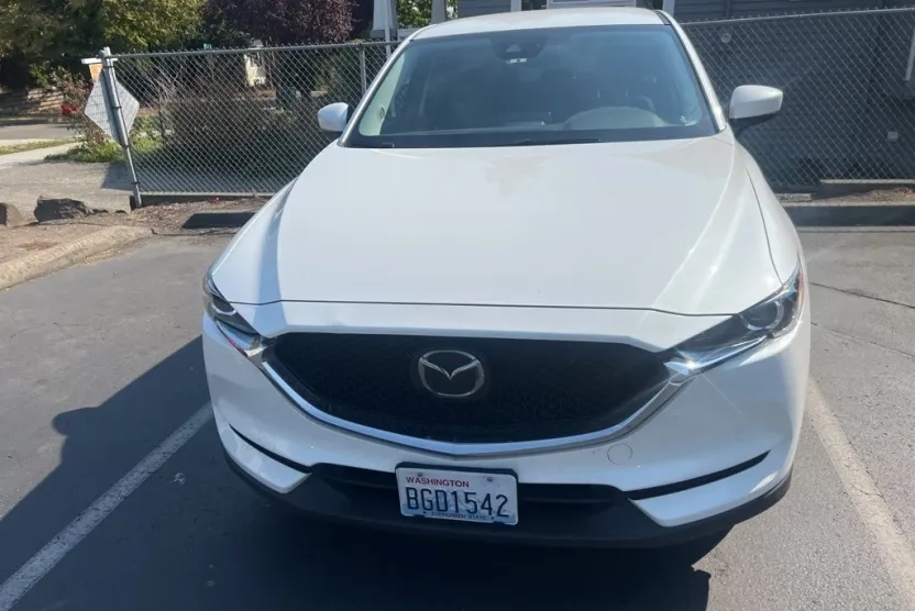 2017 Mazda CX-5 Touring photo 1