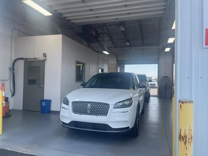 2020 Lincoln Corsair Standard photo 1