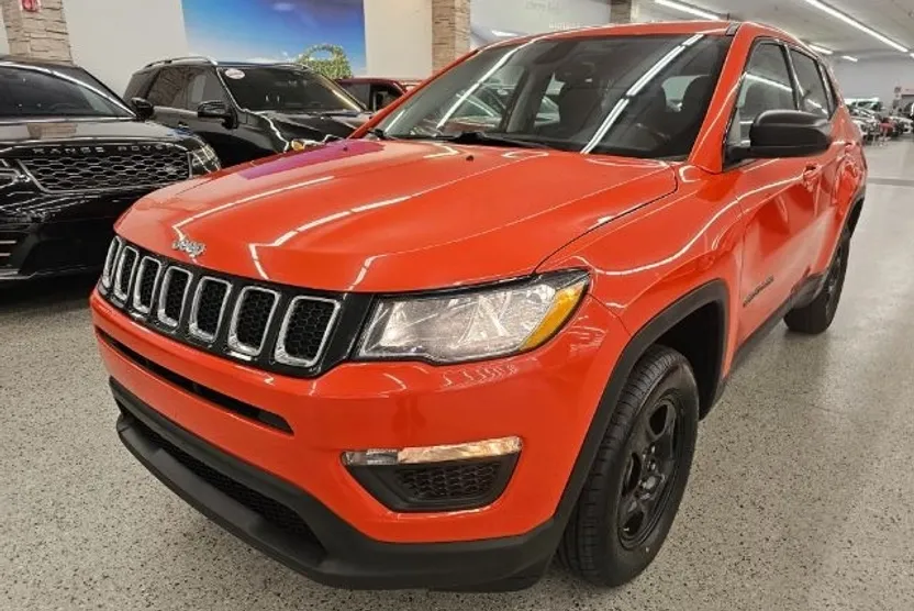 2018 Jeep Compass Sport photo 1