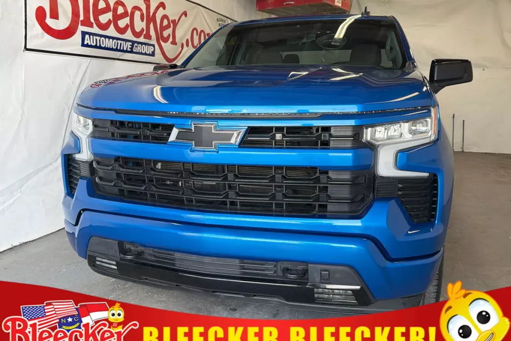 2023 Chevrolet Silverado 1500 RST photo 1