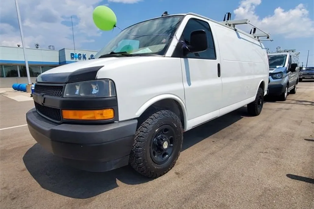 2023 Chevrolet Express 2500 Cargo Van photo 1