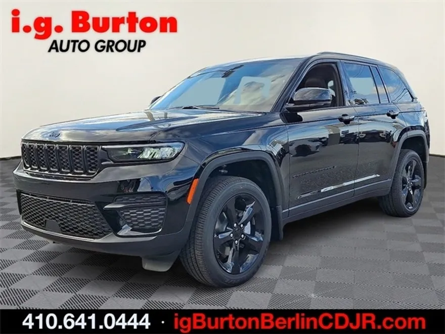 2025 Jeep Grand Cherokee Altitude photo 1