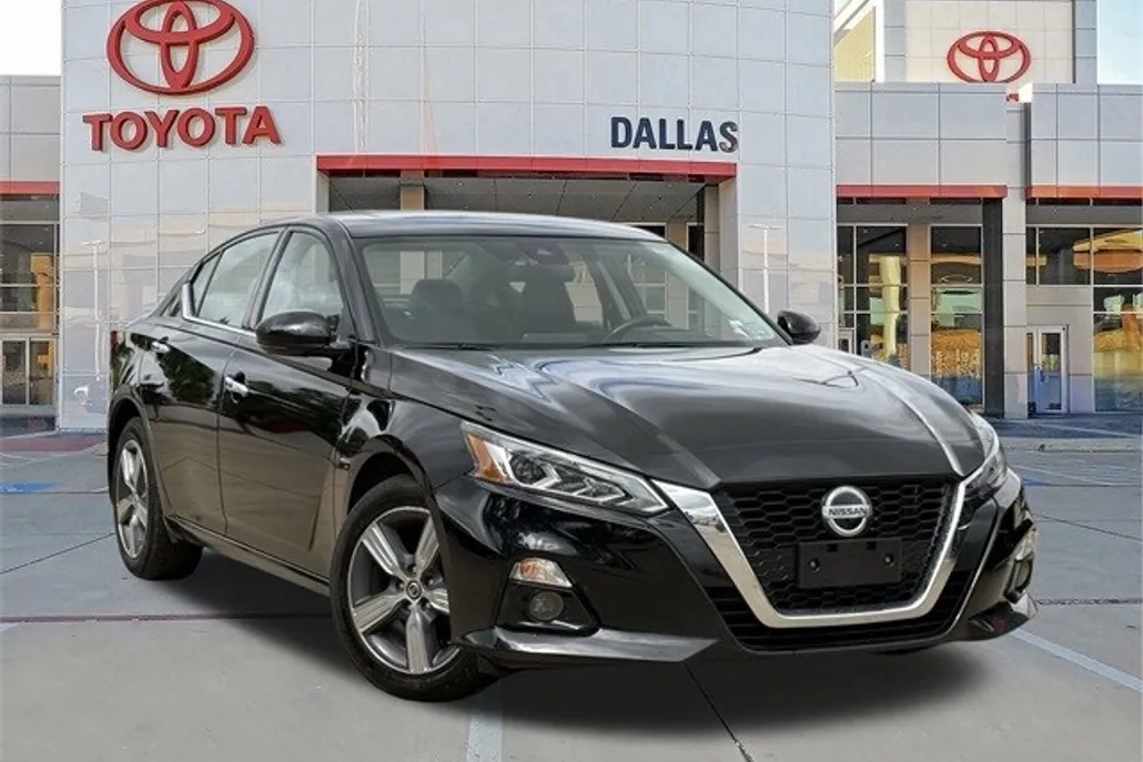 2022 Nissan Altima 2.5 SL photo 1