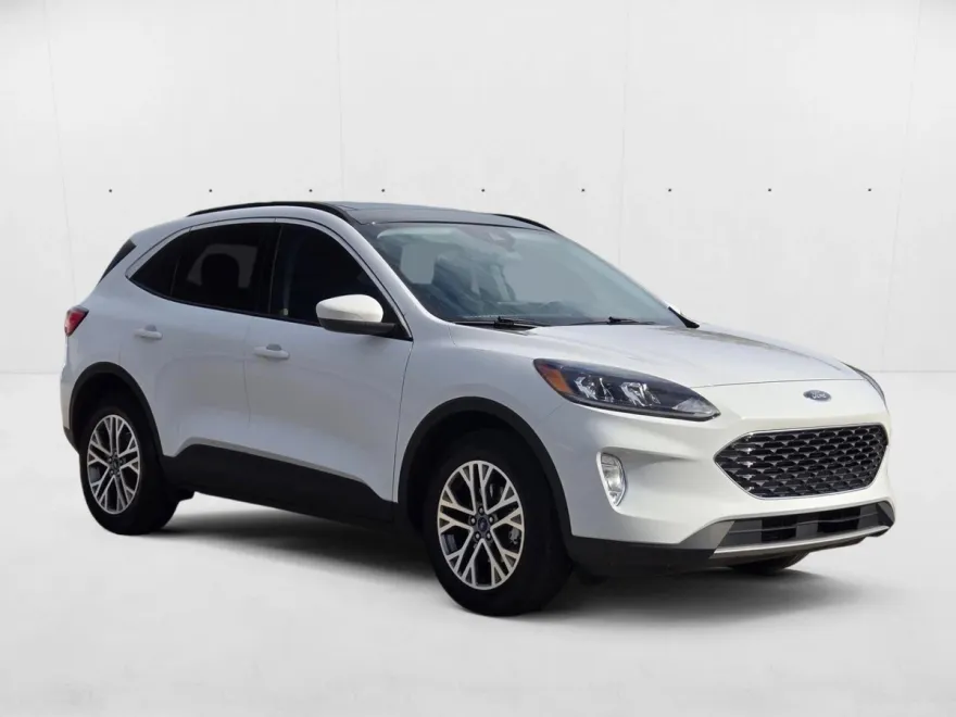2022 Ford Escape SEL photo 1