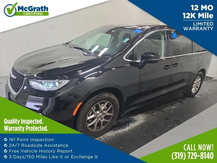 2024 Chrysler Pacifica Touring L photo 1