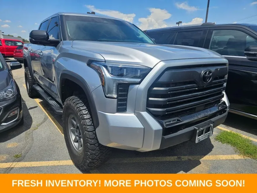 2024 Toyota Tundra Limited photo 1