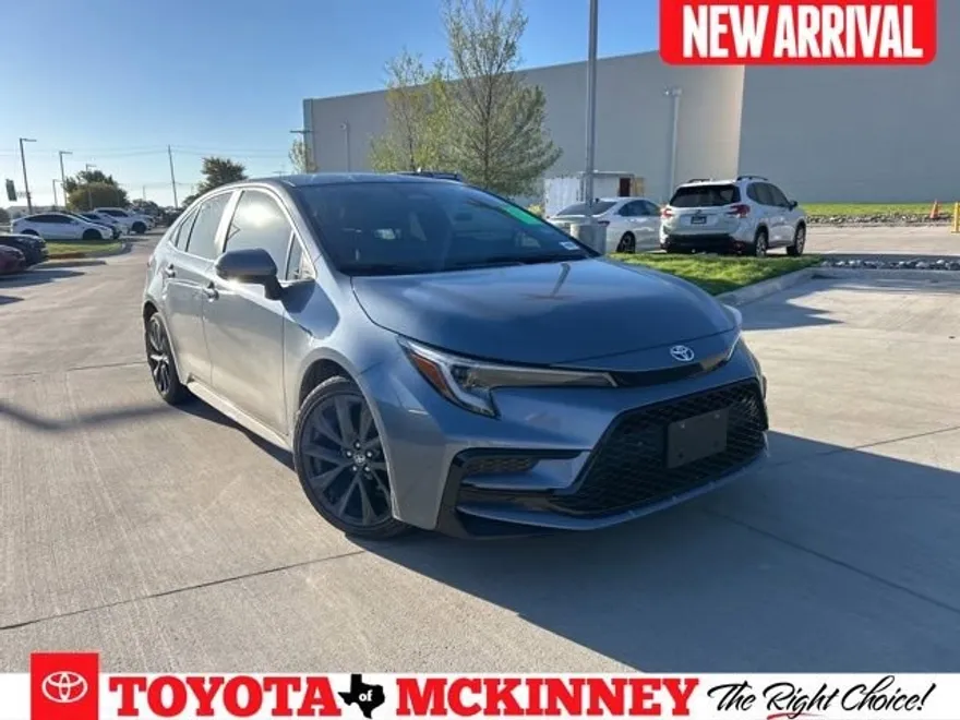 2024 Toyota Corolla XLE LE Premium SE photo 1