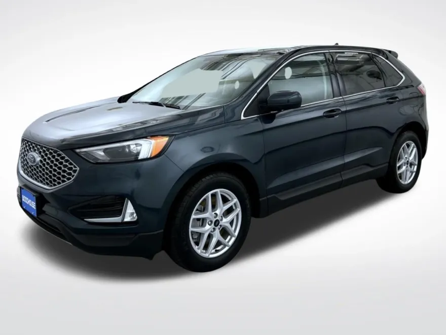 2023 Ford Edge SEL photo 1
